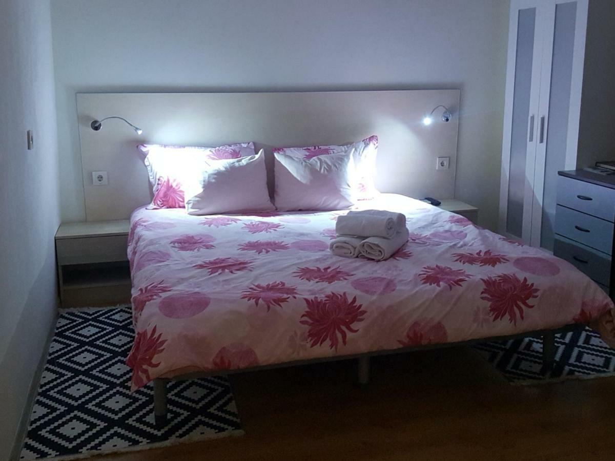 Malavi Top Center Studio Ruse! Comfort&Clean! Exterior photo